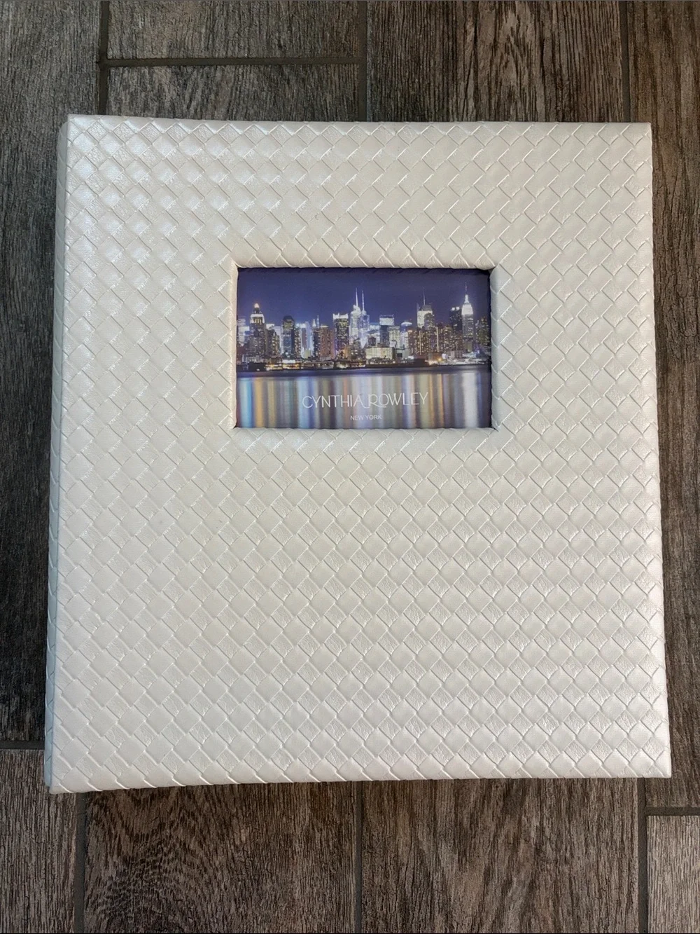 Cynthia Rowley New York 500 Sleeve Photo Album White Pearl Woven Pattern